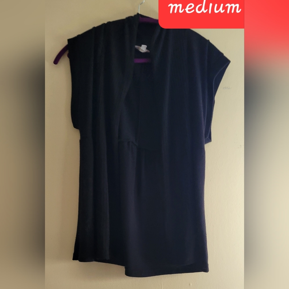 Black short sleeve cardigan
